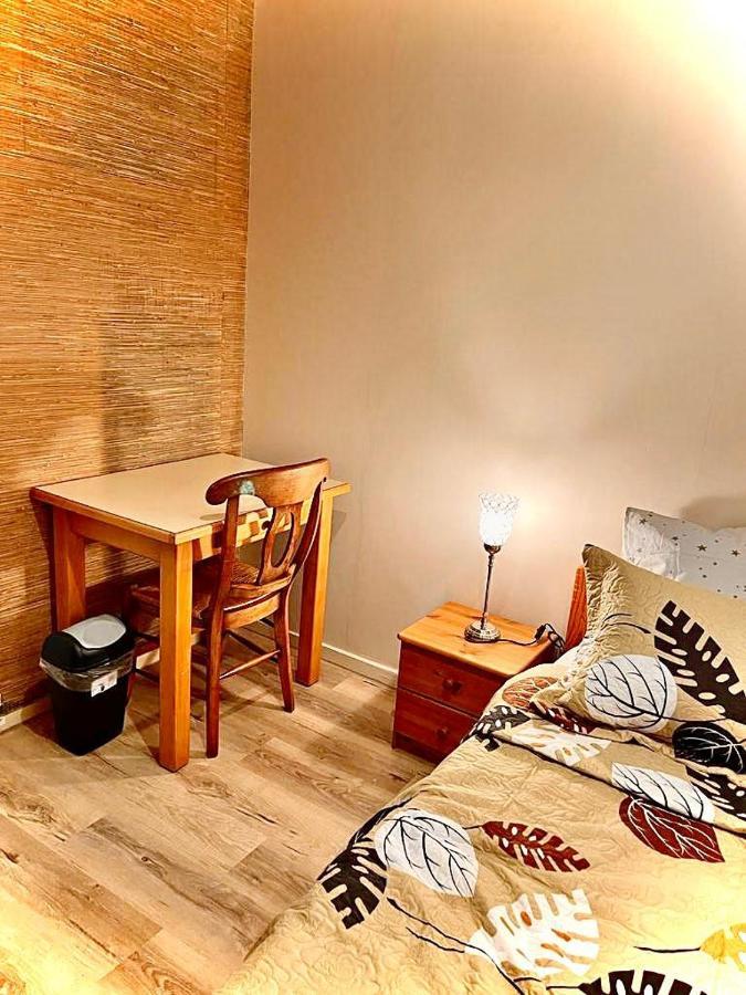 Appartement 3 Pieces Pour 1 A 5 Voyageurs Rillieux-la-Pape Екстериор снимка