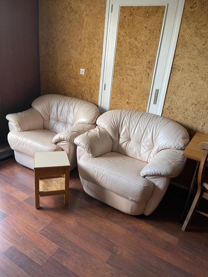Appartement 3 Pieces Pour 1 A 5 Voyageurs Rillieux-la-Pape Екстериор снимка