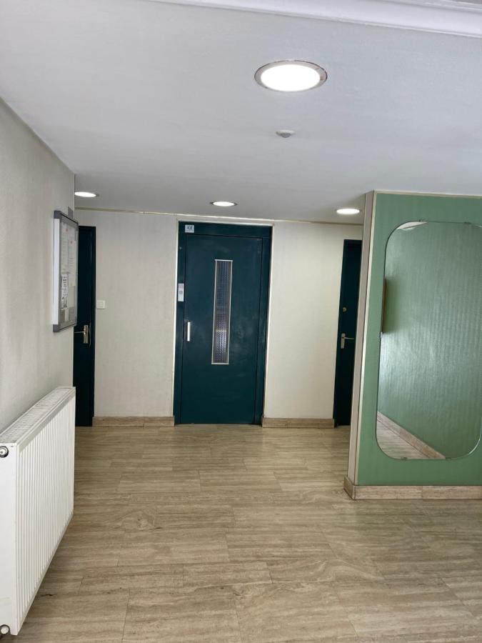 Appartement 3 Pieces Pour 1 A 5 Voyageurs Rillieux-la-Pape Екстериор снимка